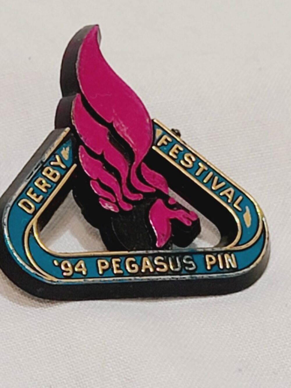 Kentucky Derby Festival Pegasus Plastic 1994 Lapel Pin 1" Pink Blue